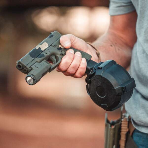 TAMBOR GLOCK PMAG D-50 GL9,CALIBRE 9X19MM PARABELLUM DE 50 TIROS DE POLIMERO MAGPUL - Imagen 4