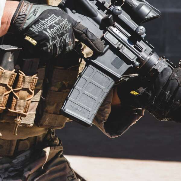 TOLVA AR/M16 DE 30 TIROS CAL.223 SIN VENTANA GEN 2 (MAG-571BLK) MAGPUL - Imagen 3