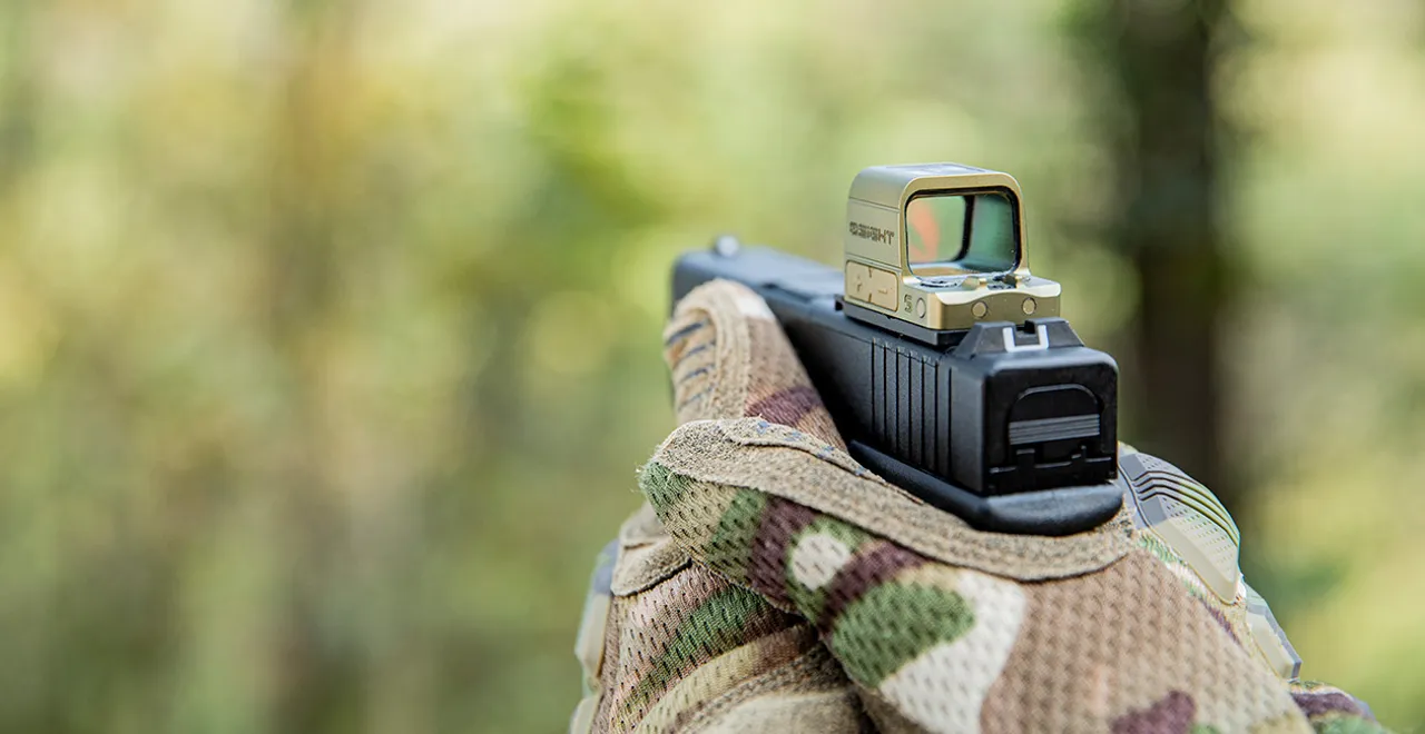 Mira Electronica OSIGHT S, Punto Rojo, Multi-retina, Recargable, Cargador Inalambrico, Auto ON/OFF, IPX 7 (sumergible) Marca Olight -Color Verde - Imagen 4