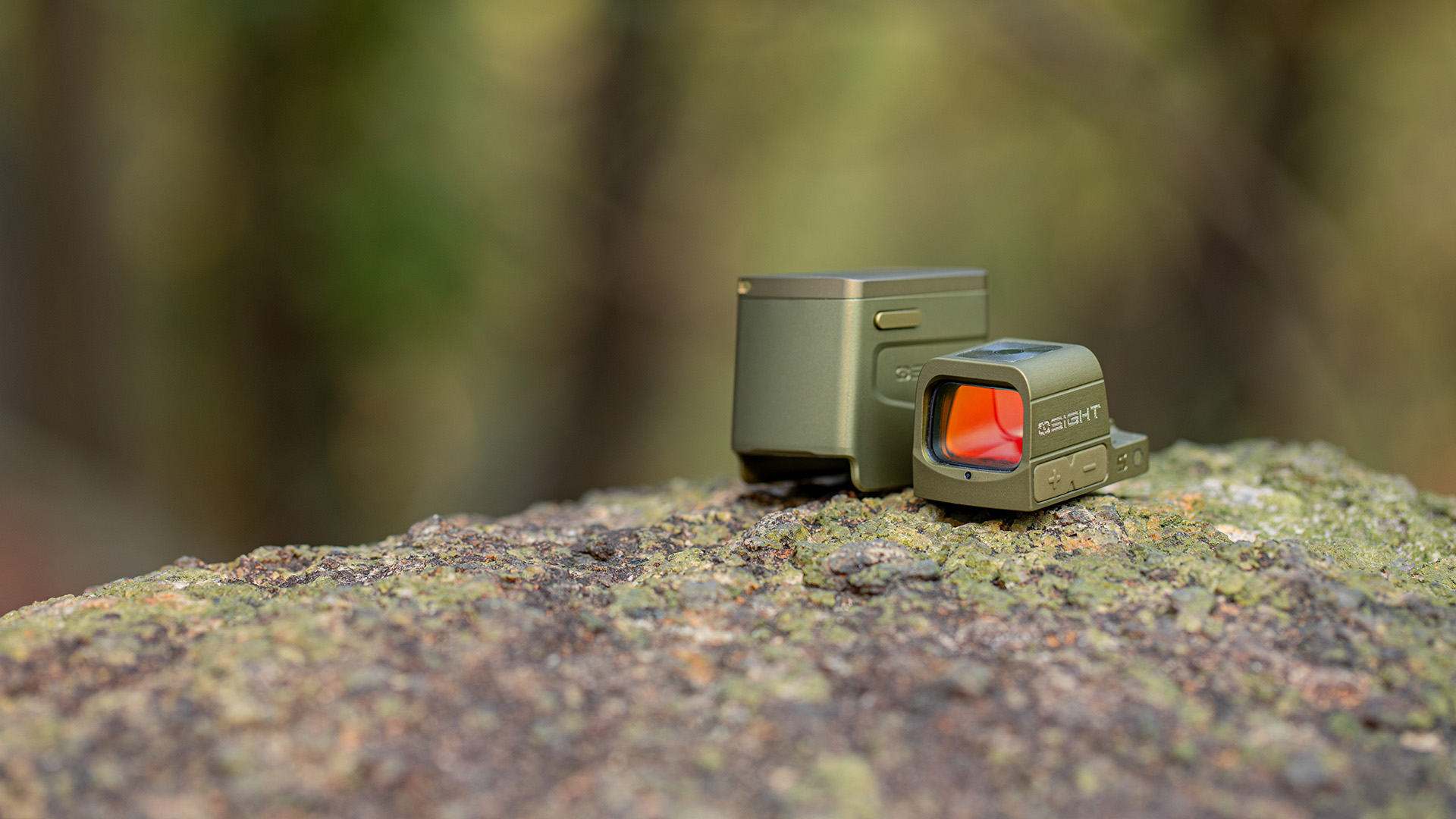 Mira Electronica OSIGHT S, Punto Rojo, Multi-retina, Recargable, Cargador Inalambrico, Auto ON/OFF, IPX 7 (sumergible) Marca Olight -Color Verde - Imagen 2